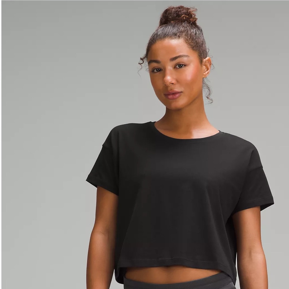 Lululemon Cates Tee